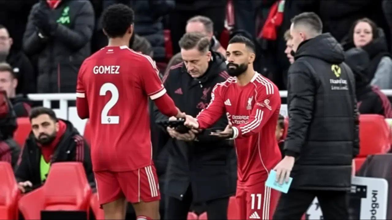 Слот объяснил возвращение Салаха в старт Ливерпуля