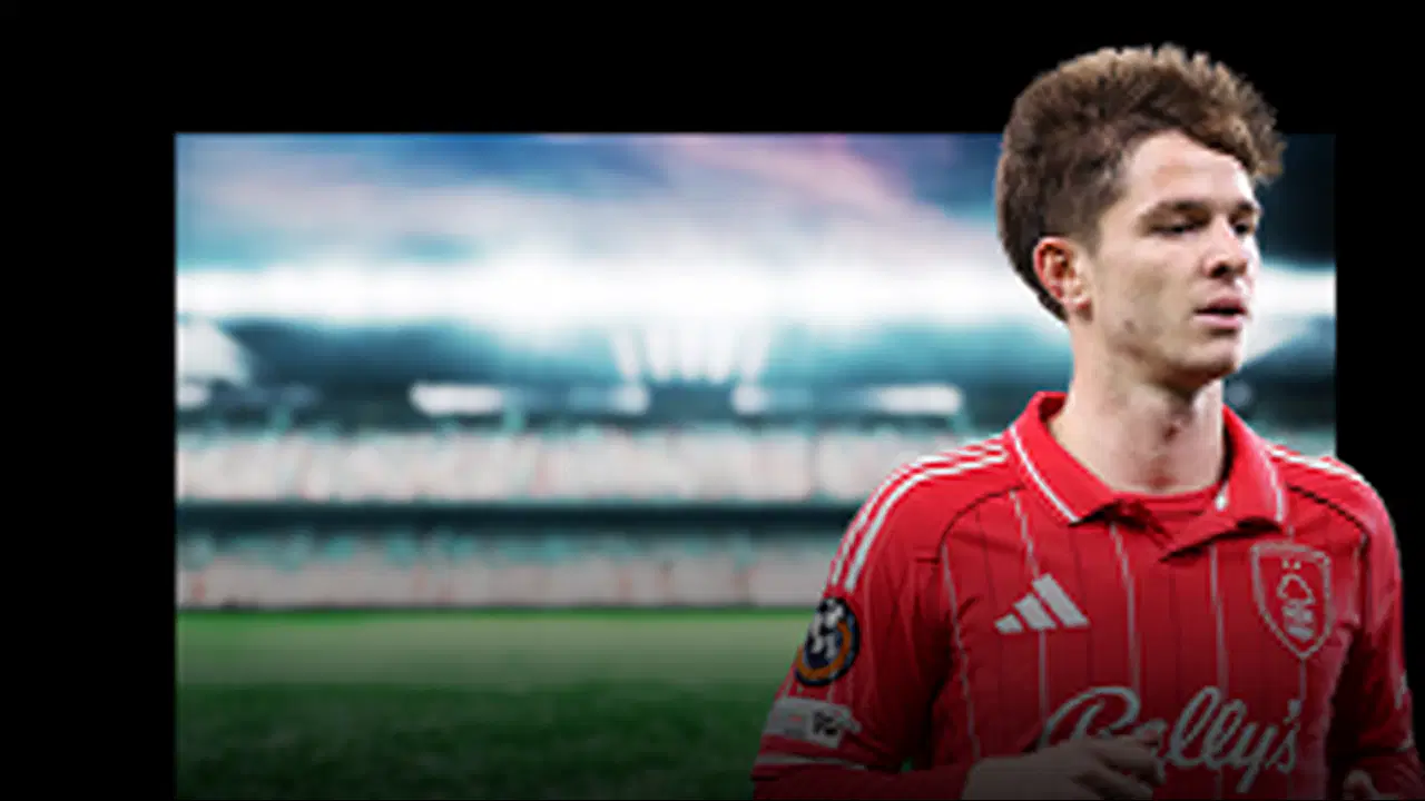 Челси и Лидс следят за Джеймсом Макти в трансферной гонке